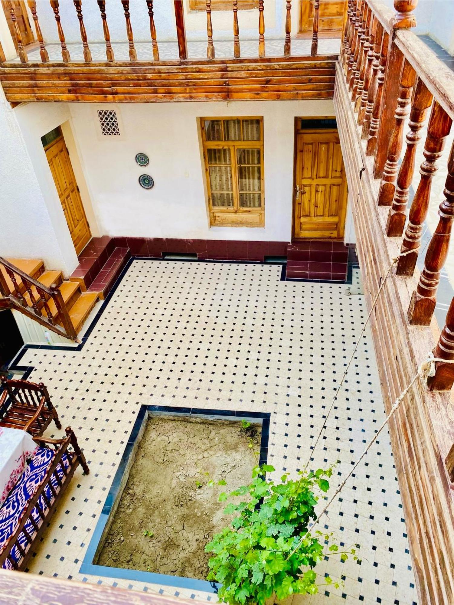 Antique Hotel In Old Town Μπουχάρα Εξωτερικό φωτογραφία